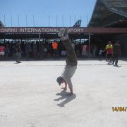 2016 KIRIBATI Tarawa Handstand 
